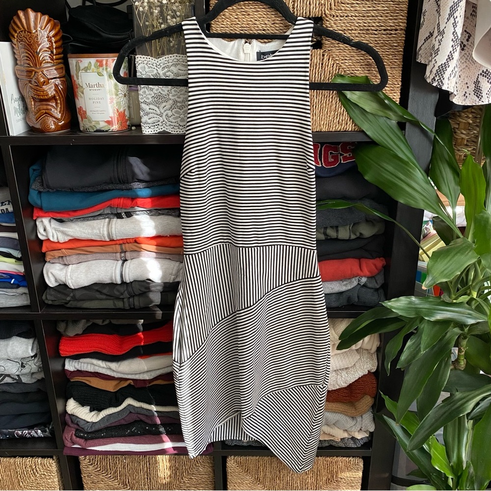 Bebe Black & White Striped Asymmetrical Design Dress Sz XS